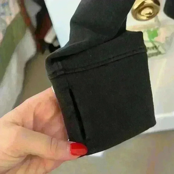 Lululemon black pullover size 8 - Picture 3 of 7